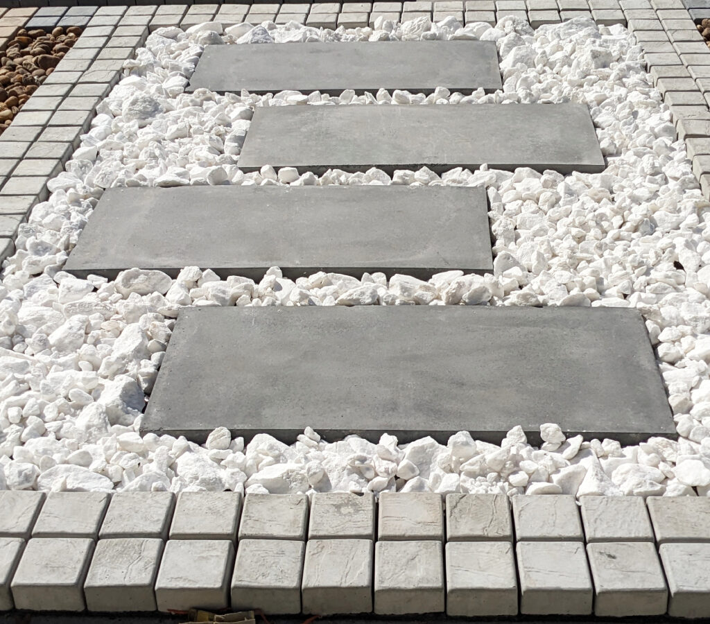 Hamilton Paver - Landscaping